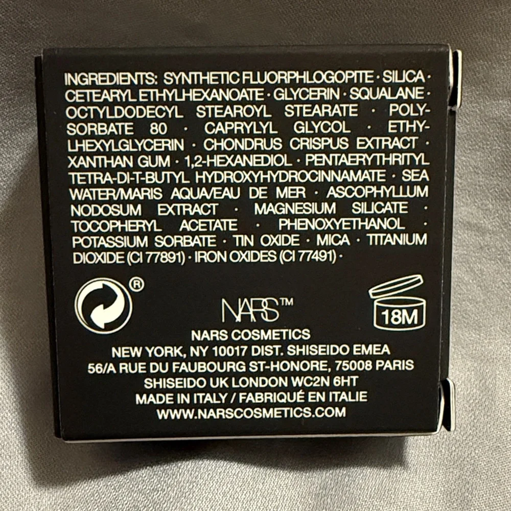NWT NARS Mini Light Reflecting Setting Powder, Very Light - Light